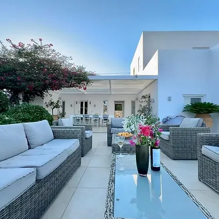 Luxury Alaia With Panoramic Views, Kostos, Paros Villa *