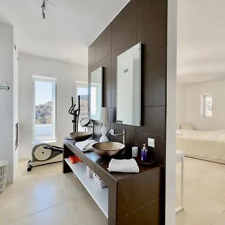 Luxury Alaia With Panoramic Views, Kostos, Paros Villa *
