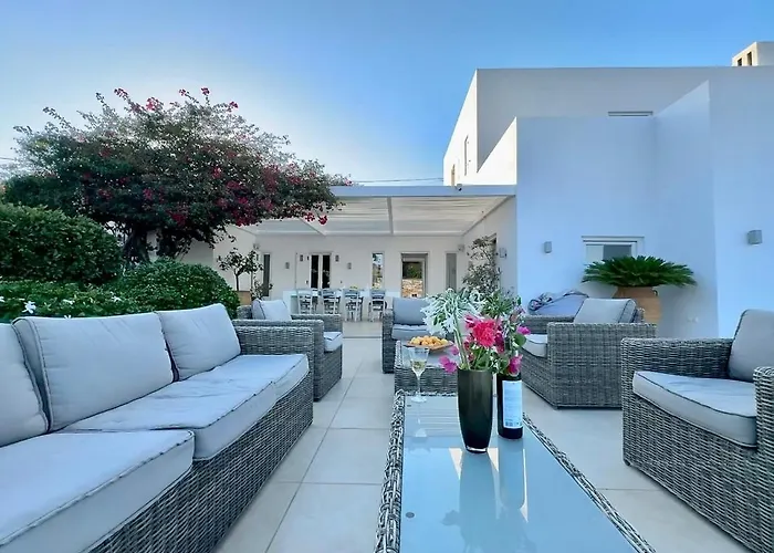 Luxury Alaia With Panoramic Views, Kostos, Paros Villa *