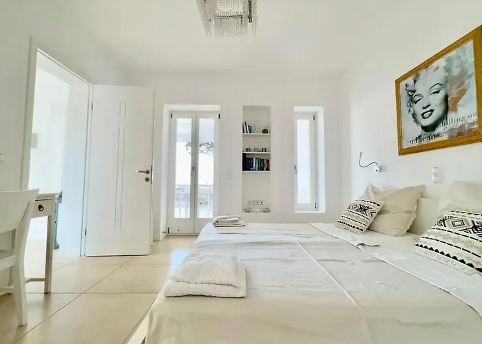 Luxury Alaia With Panoramic Views, Kostos, Paros Villa Kostos